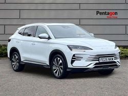White Used 2025 BYD Seal U Boost SUV | £28,495 (Super price)