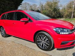 Red Used 2019 VW Golf VII SE Estate | £15,000 (Fair price)