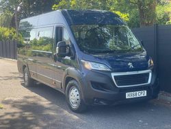 Blue Used 2018 Peugeot Boxer Van | £10,989 (Super price)