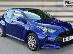 Blue Used 2022 Toyota Yaris Hybrid Hatchback | £15,838 (Good price)
