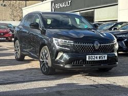 Metallic diamond black Used 2024 Renault Austral Techno SUV | £21,602 (Super price)