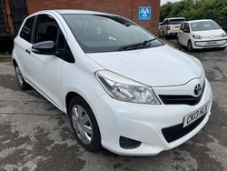 White Used 2013 Toyota Yaris T2 Hatchback | £1,995 (Fair price)