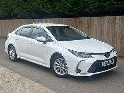 White Used 2019 Toyota Corolla Sedan | £11,995 (Fair price)
