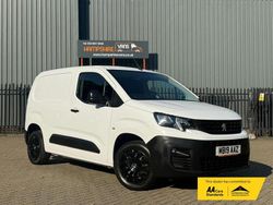 White Used 2019 Peugeot Partner MPV | £6,995 (Fair price)