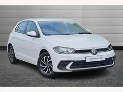 Pure white Used 2022 VW Polo Life Hatchback | £15,991 (Fair price)