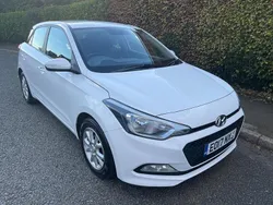 White Used 2017 Hyundai i20 SE Hatchback | £6,995 (Fair price)