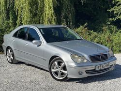 Silver Used 2005 Mercedes C220 Avantgarde Sedan | £995 (Fair price)