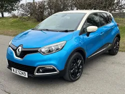 Blue/cream Used 2014 Renault Captur Dynamique SUV | £6,495 (A bit pricey)