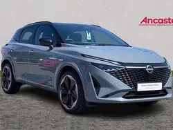 Netic blue with pearl black ro New 2025 Nissan Qashqai SUV | £26,775