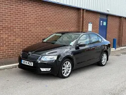 Black Used 2014 Skoda Octavia Elegance Hatchback | £3,495 (Expensive)