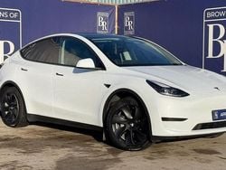 White Used 2023 Tesla Model Y RWD SUV | £23,999 (Fair price)