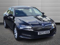 Black magic pearl effect Used 2023 Skoda Superb SE Hatchback | £21,795 (Fair price)