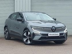 Grey Used 2022 Renault Mégane Equilibre Hatchback | £18,298 (Fair price)