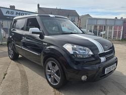 Black Used 2011 Kia Soul 4 SUV | £2,495 (Fair price)