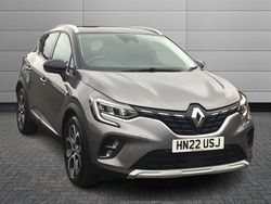 Grey/black Used 2022 Renault Captur SE SUV | £15,495 (Fair price)
