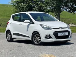 White Used 2015 Hyundai i10 Premium Hatchback | £5,495 (Fair price)