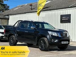 Black Used 2017 Nissan Navara Pickup | £12,400 (Fair price)
