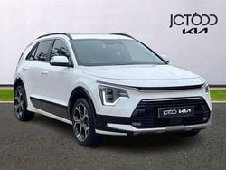 White Used 2023 Kia Niro 3 SUV | £21,632 (A bit pricey)