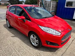 Red Used 2015 Ford Fiesta Zetec Hatchback | £3,495 (Super price)