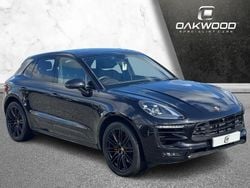 Black Used 2018 Porsche Macan SUV | £30,995 (Good price)