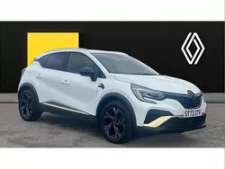 White Used 2023 Renault Captur Engineered SUV | £19,966 (Fair price)