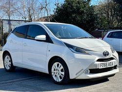 White Used 2016 Toyota Aygo X-pure Hatchback | £4,999 (Fair price)