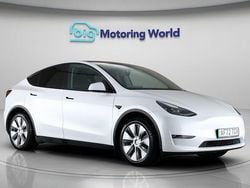 White Used 2022 Tesla Model Y Long Range AWD SUV | £25,700 (Fair price)