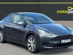 Grey metallic Used 2023 Tesla Model Y SUV | £24,500 (Fair price)