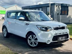 White Used 2015 Kia Soul Plus SUV | £10,995 (A bit pricey)