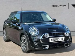 Black Used 2020 Mini Cooper S Exclusive Hatchback | £17,895 (Fair price)