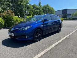 Blue Used 2016 Toyota Auris Hybrid Design Estate | £10,995 (Fair price)