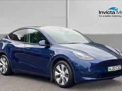 Blue Used 2022 Tesla Model Y Long Range SUV | £26,000 (Good price)