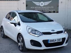 White Used 2014 Kia Rio 3 Hatchback | £2,750 (Good price)