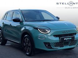 New 2025 Fiat 600 Hatchback | £20,114 (Fair price)