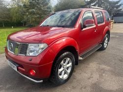Red Used 2009 Nissan Pathfinder Tekna SUV | £4,995 (Fair price)