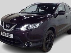 Red Used 2015 Nissan Qashqai N-TEC SUV | £7,495 (Fair price)