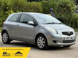 Silver Used 2007 Toyota Yaris Hatchback | £3,190 (Fair price)