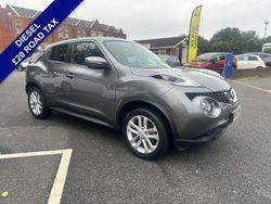 Grey Used 2016 Nissan Juke N-Connecta SUV | £5,495 (Fair price)