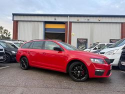 Red Used 2016 Skoda Octavia vRS Estate | £9,499 (Good price)