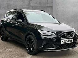 Midnight black New 2025 Seat Arona Black Edition SUV | £21,940 (Fair price)
