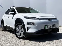 White Used 2020 Hyundai Kona Premium SUV | £13,695 (Fair price)