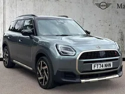 Green Used 2025 Mini Countryman Exclusive SUV | £37,075 (A bit pricey)