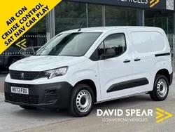 White Used 2023 Peugeot Partner Premium MPV | £12,990 (Good price)