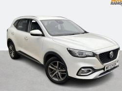White Used 2022 MG HS Excite SUV | £15,895 (Fair price)