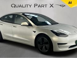 White Used 2022 Tesla Model 3 RWD Sedan | £14,840 (Good price)