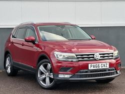 Red Used 2017 VW Tiguan SEL SUV | £14,998 (Fair price)
