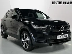 Used 2022 Volvo XC40 Core SUV | £25,690 (A bit pricey)