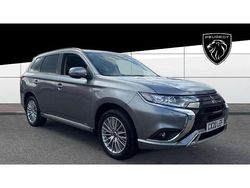 Grey Used 2020 Mitsubishi Outlander P-HEV SUV | £16,676 (Fair price)