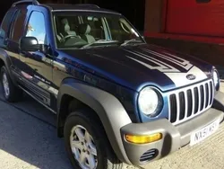 Used 2001 Jeep Cherokee SUV | £1,995