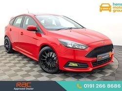 Red Used 2015 Ford Focus ST Hatchback | £8,749 (Good price)